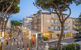 Hotel Caprice B&B - in centro a Riccione